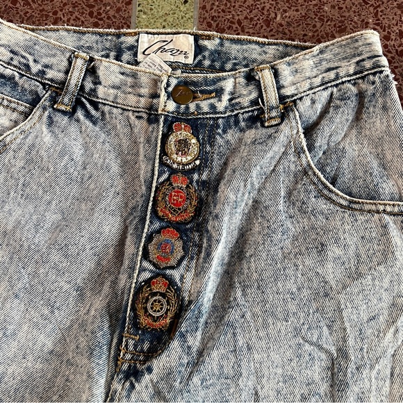 80s acid washed jeans by Chazzz size 26” waist. Great condition. - Picture 5 of 5